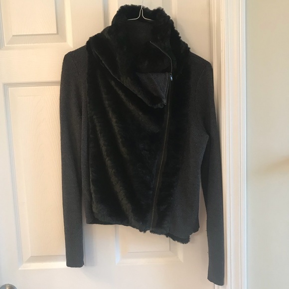 LOFT Sweaters - Loft faux fur sweater medium